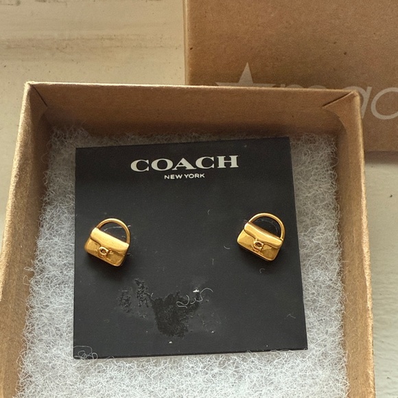 Coach Signature Tabby Stud Earrings NWT - Picture 3 of 5